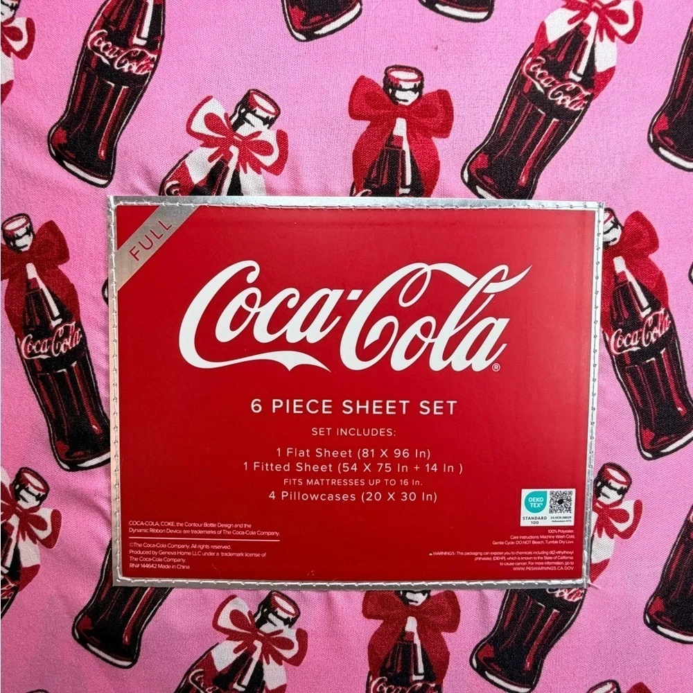 Coca-Cola Pink Gift Set Coca-Cola Pink Full 6 Piece Sheet Set bottles and bows
